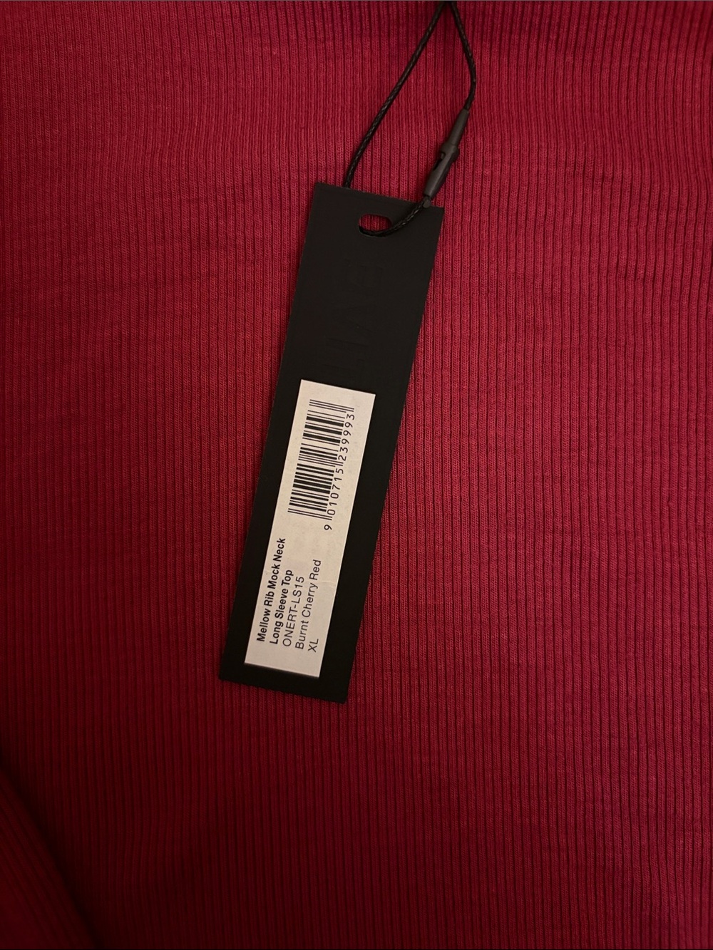 Mellow Rib Mock Neck Long Sleeve Top |
Burnt Cherry - XL - Picture 4 of 4